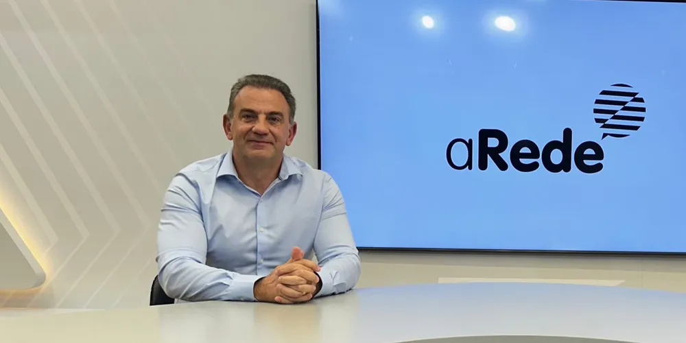 Empresa ponta-grossense do setor de transportes completa 90 anos, renova a frota de ônibus e de caminhões de forma constante, e adquire veículos elétricos