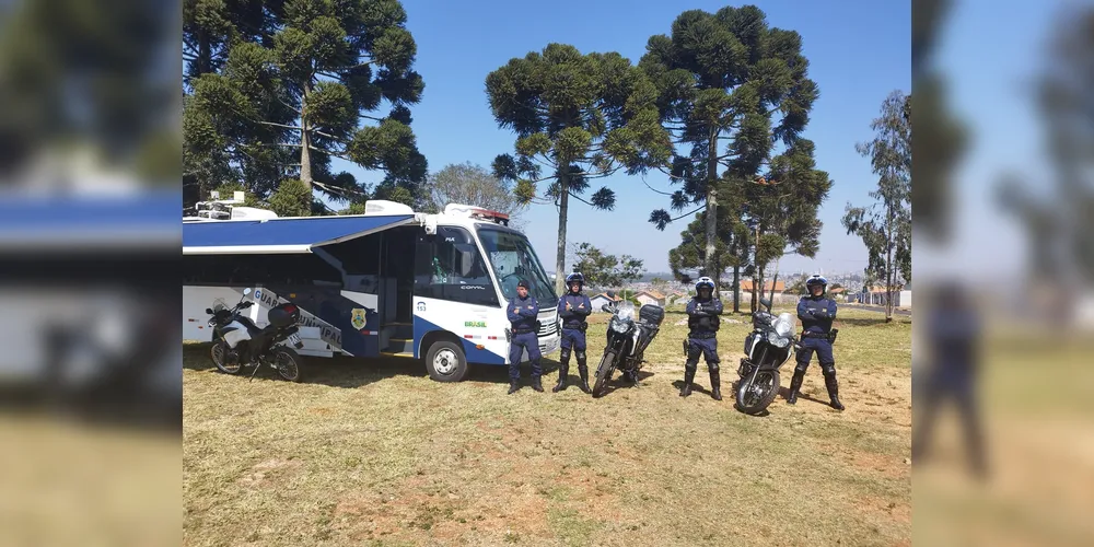 Ação teve o emprego de um ônibus de monitoramento e a presença de equipes direcionadas para o patrulhamento comunitário