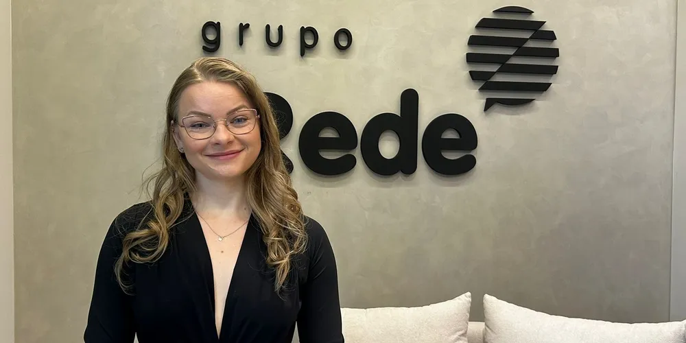 Taís Paris, fala sobre a importância da terapia como tratamento para transtornos alimentares.