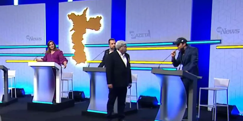 O apresentador e candidato do PSDB à prefeitura de São Paulo, José Luiz Datena, foi em direção a Pablo Marçal (PRTB)