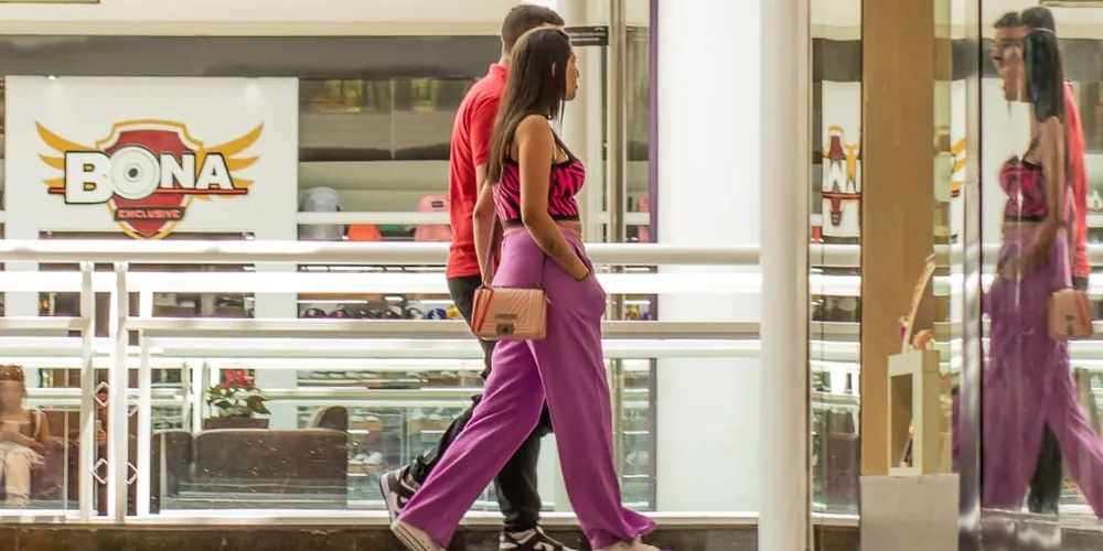 Lojas e quiosques têm operação confirmada das 14h às 20h