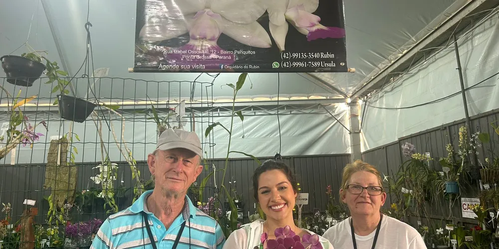 Com mais de 50 anos de experiência, Rubin fala dos cuidados com as orquídeas e conta que pela qualidade de suas espécies, ganha prêmios em exposições de plantas nacionais