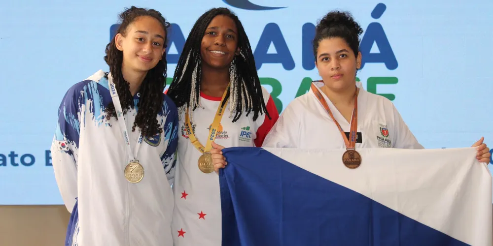 O grupo ponta-grossense conquistou 36 medalhas na competição