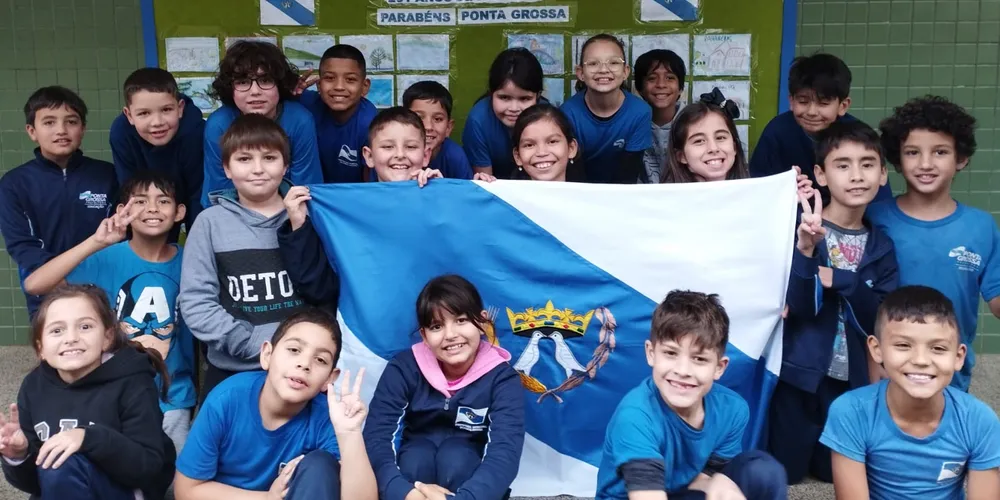 Como parte das atividades, a classe participou do 11° Congresso de Educação de Ponta Grossa