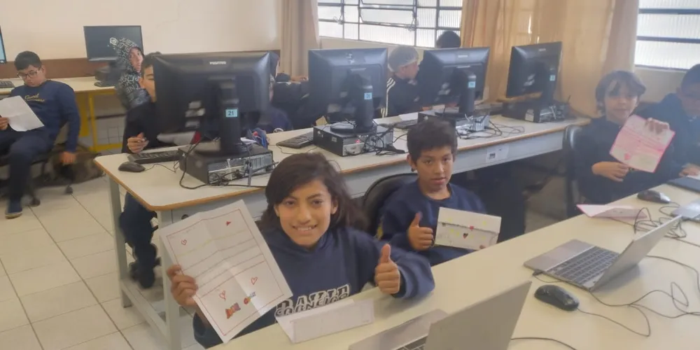 Com a proposta, os alunos puderam trocar cartas com colegas de outra instituição e criar novos laços de amizade