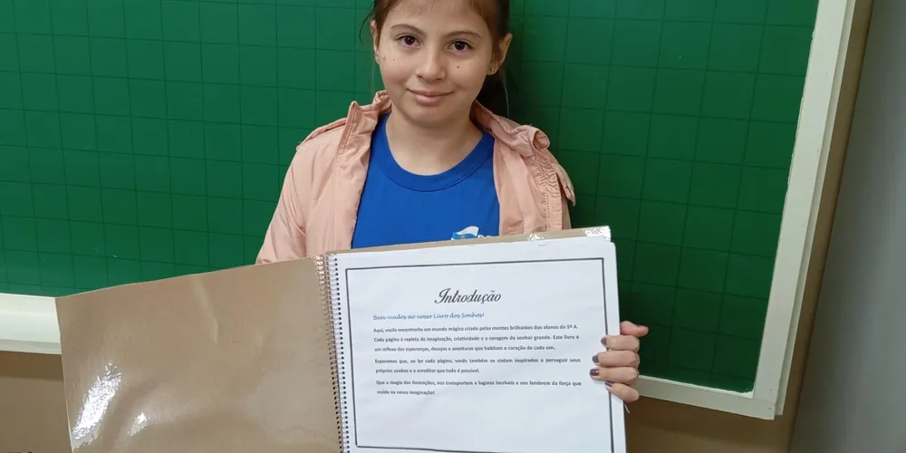 A turma realizou a confecção de diagramas e produções textuais, além de dinâmicas de grupo e momentos de interação e reflexão