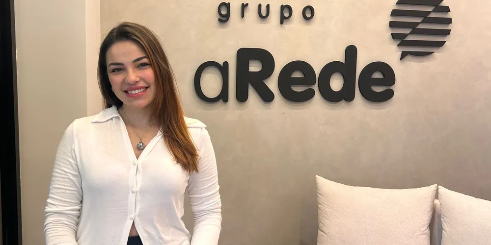 Karine Zampieri, especialista em comportamento alimentar, aborda a importância e o cuidado com o colesterol