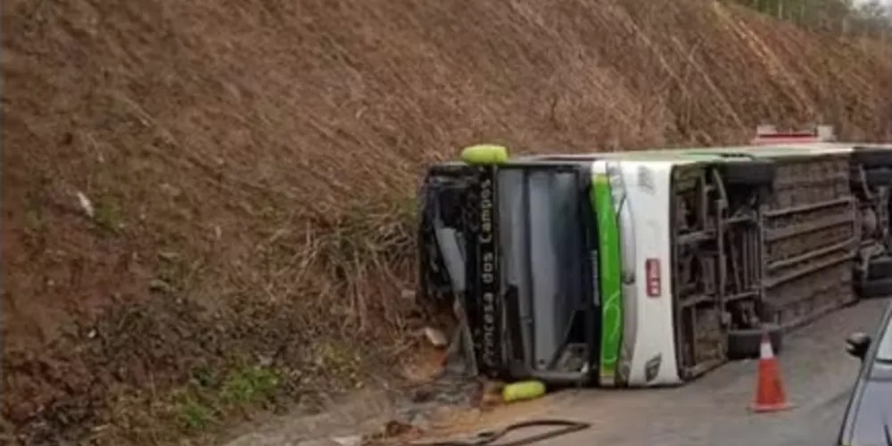 Princesa dos Campos revisou ônibus envolvido em acidente nessa sexta-feira (20)
