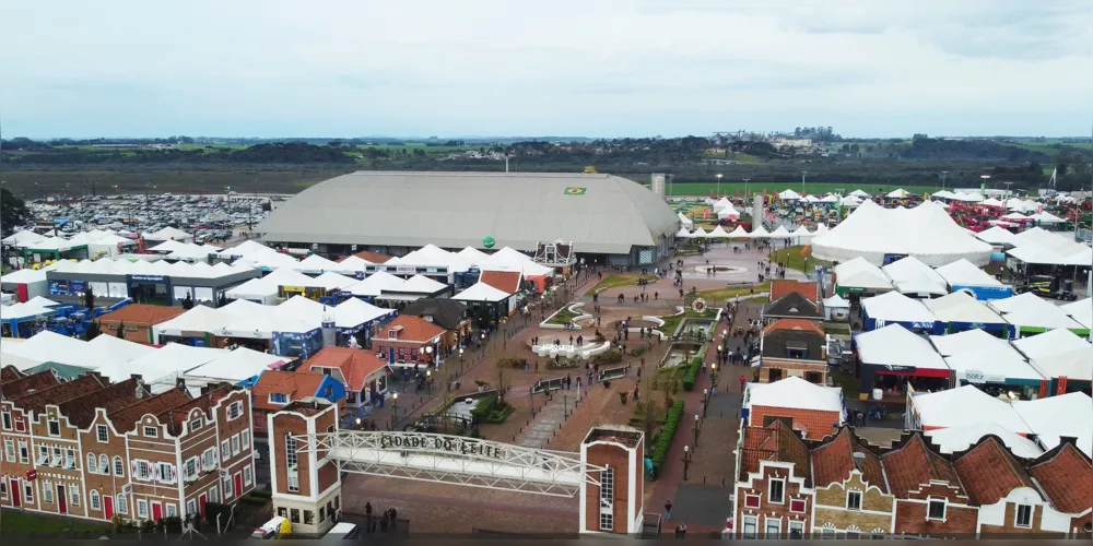 Na terça-feira, dia 06 de agosto, os olhares da cadeia do leite voltam-se para Castro, a Capital Nacional do Leite, e o Agroleite 2024