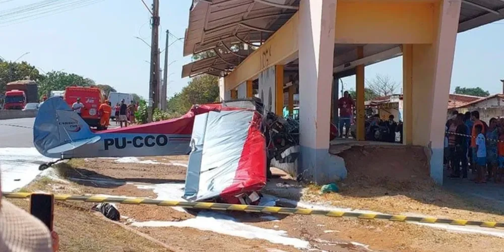 Avião cai em Teresina (PI)