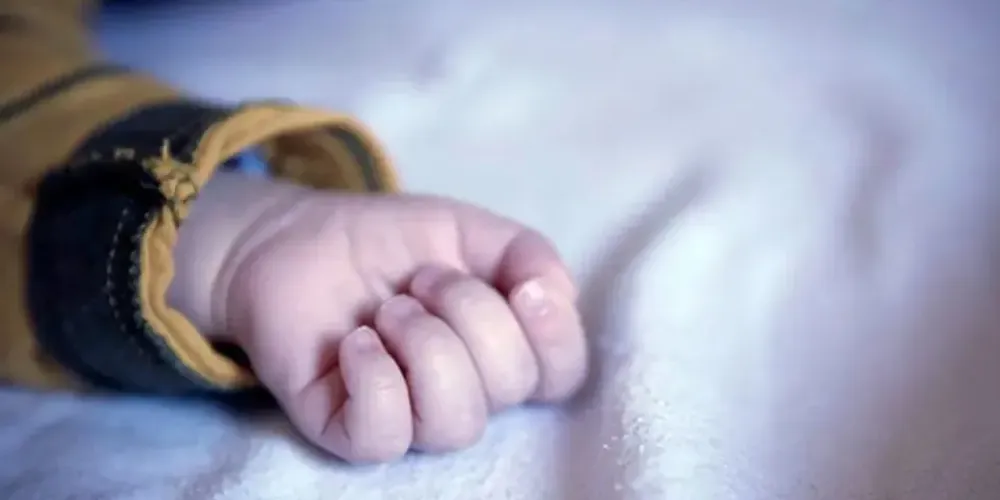 O menino precisou ser hospitalizado