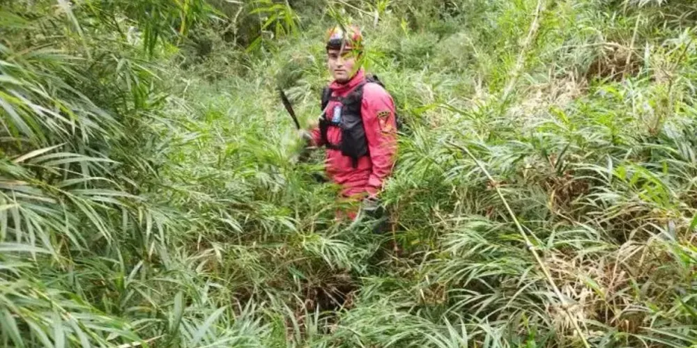 Além do barulho de explosão, os moradores relataram uma fumaça no trecho da Serra do Mar