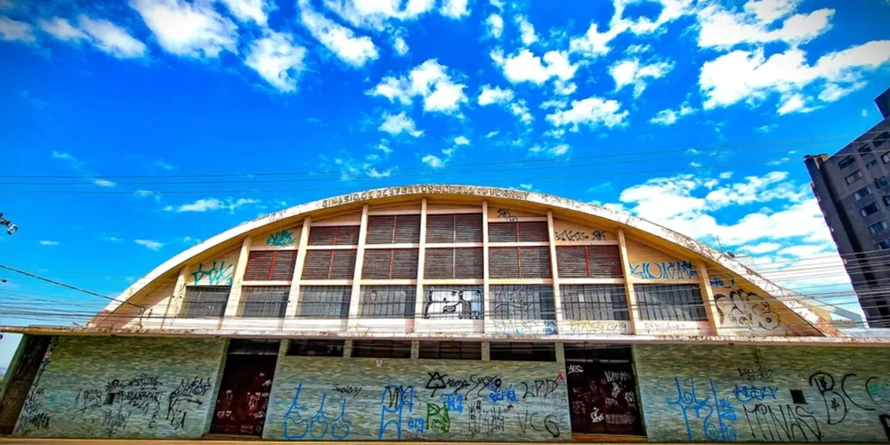 Em 2024, o abastecimento de água no local de treinos foi cortado