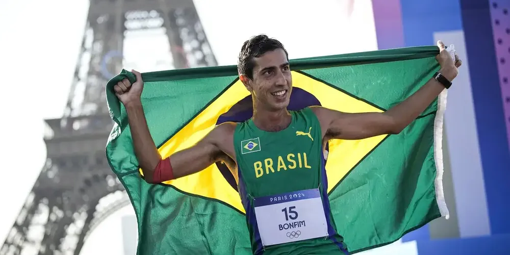 O brasileiro chegou a liderar por alguns quilômetros, mas na última volta o equatoriano Brian Pintado fez a ultrapassagem