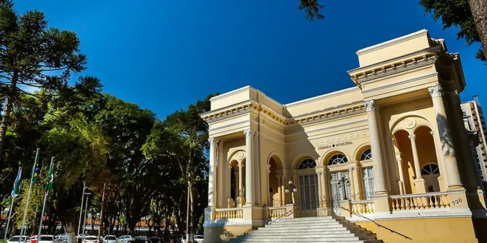 Os 56 candidatos milionários possuem cada um patrimônio superior a R$ 1 milhão