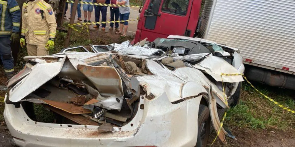 A rodovia ficou parcialmente interditada durante o atendimento