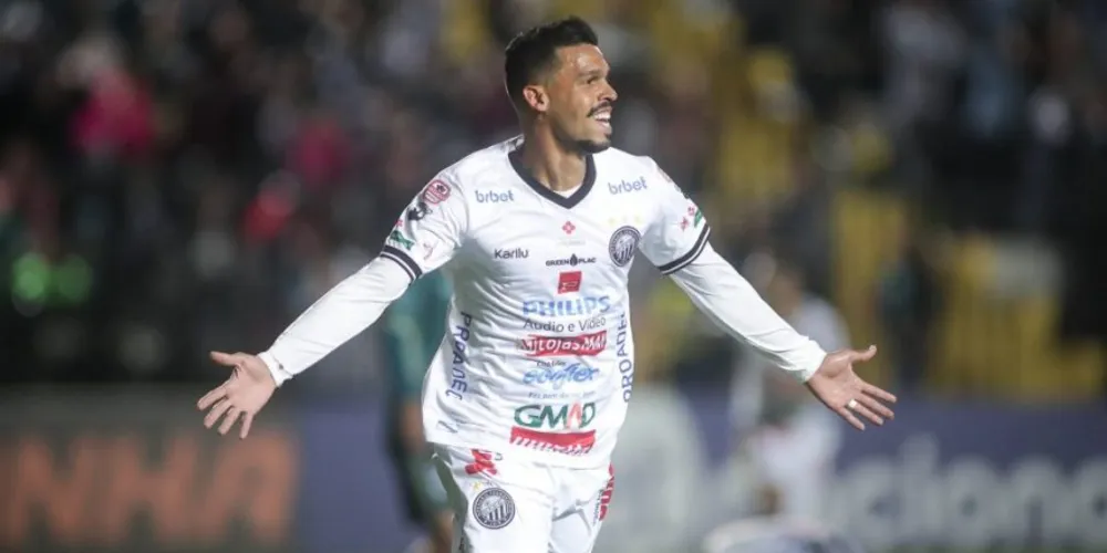 Sua última partida pelo Fantasma foi contra o Ceará, em 5 de maio, pela 6ª rodada da Série B