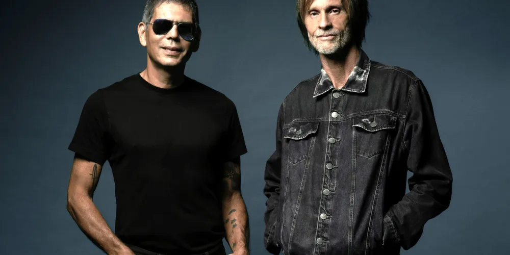 Guairão recebe Dado Villa-Lobos e Marcelo Bonfá.