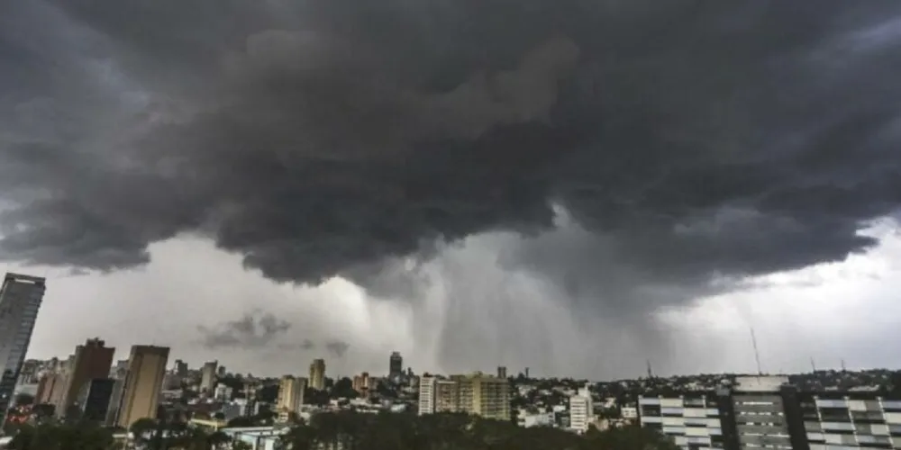 A chuva forte no Paraná deixará as temperaturas amena