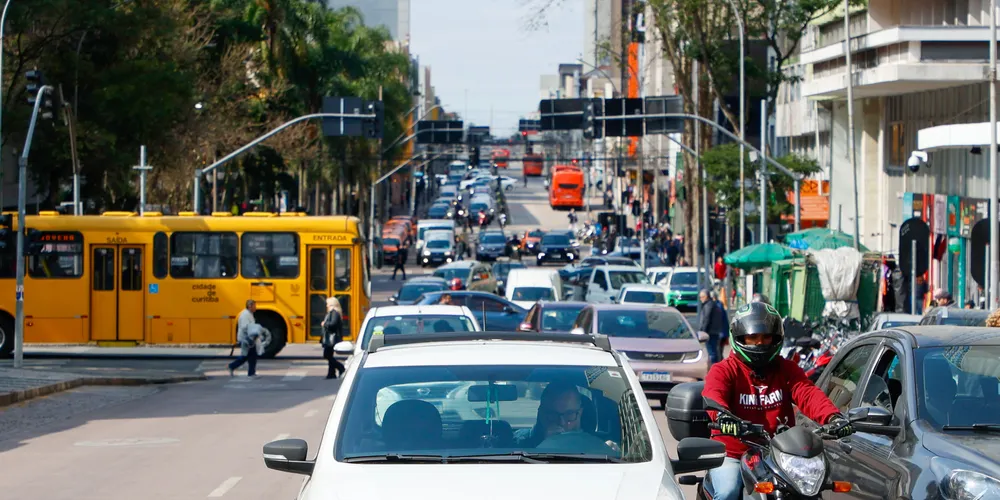 O total lançado em IPVA no Paraná neste exercício foi de R$ 6,42 bilhões