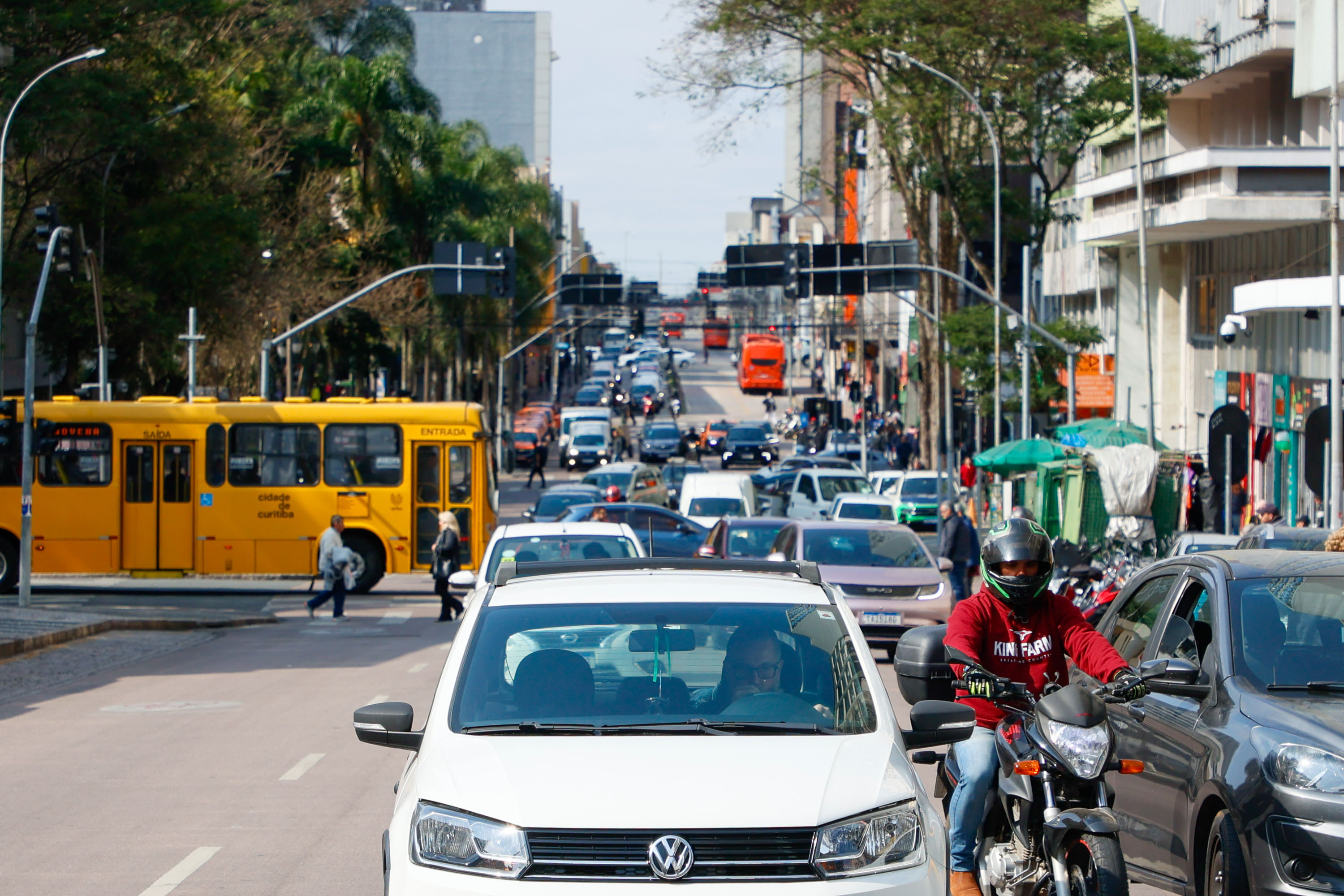 O total lançado em IPVA no Paraná neste exercício foi de R$ 6,42 bilhões