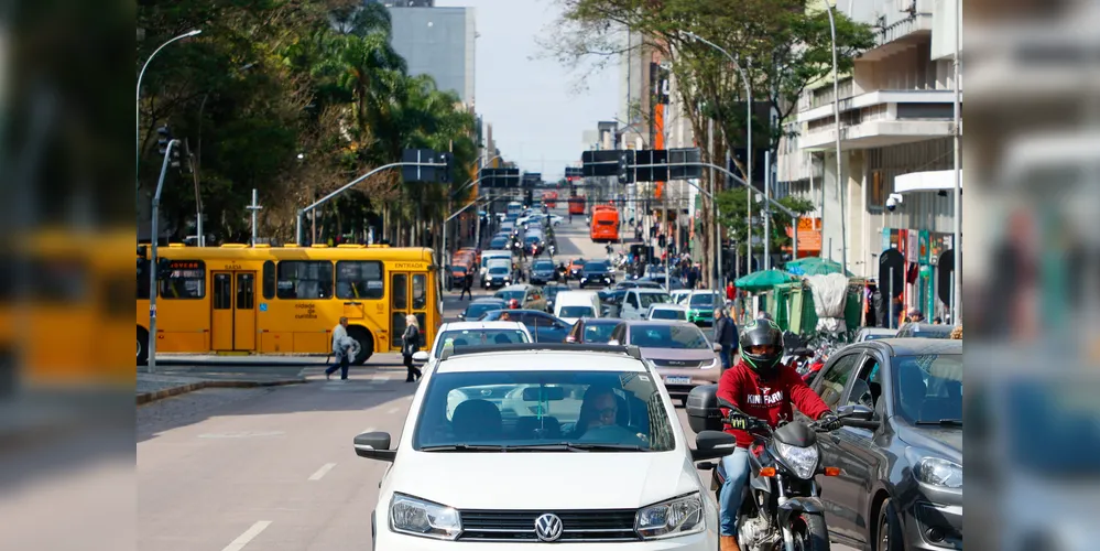 O total lançado em IPVA no Paraná neste exercício foi de R$ 6,42 bilhões