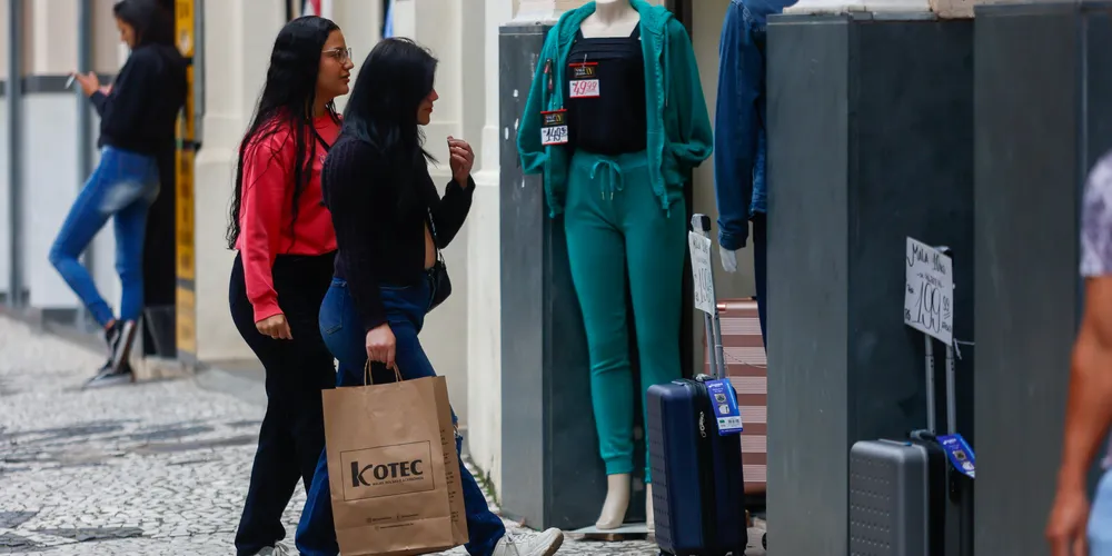 Os dados são da Pesquisa Anual de Comércio