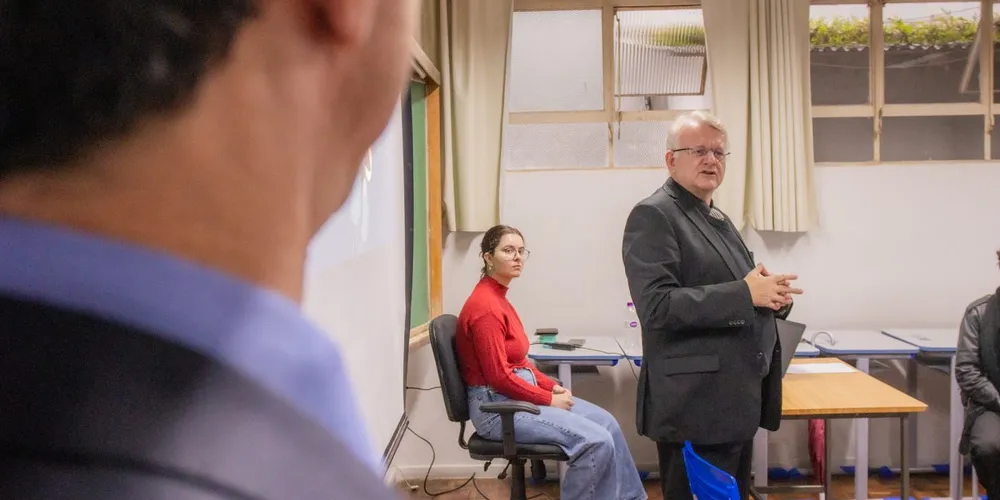 Desembargador Sigurd Roberto Bengtsson estará em Ponta Grossa, nesta segunda-feira (12), e participa de evento da UEPG