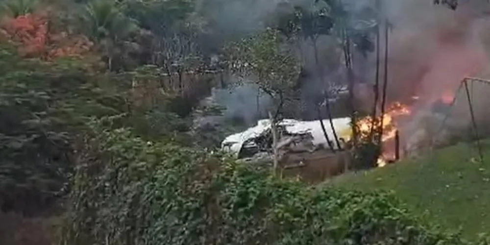 Equipes falam em ao menos quatro mortes no local