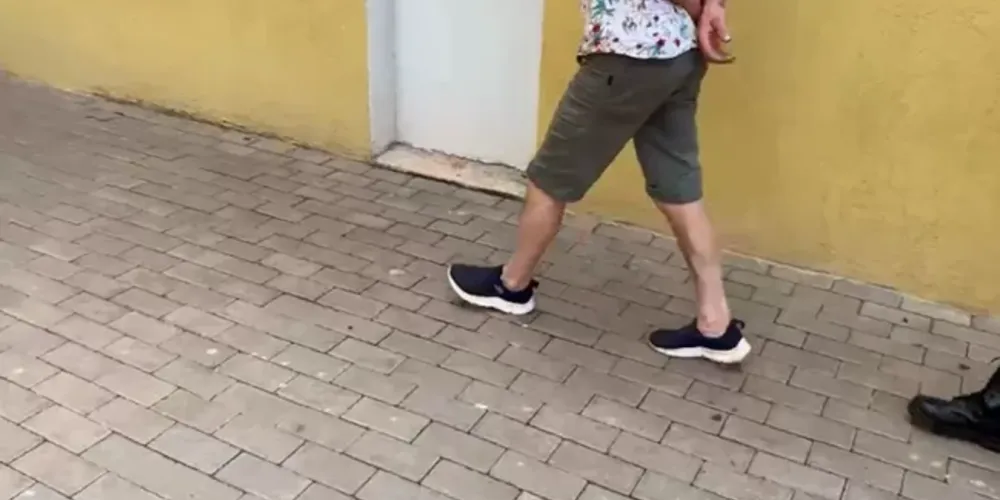 O homem foi encaminhado à Delegacia da Polícia Civil