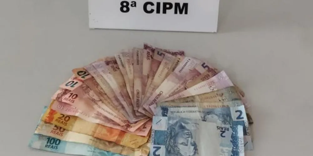 O assaltante não portava arma de fogo