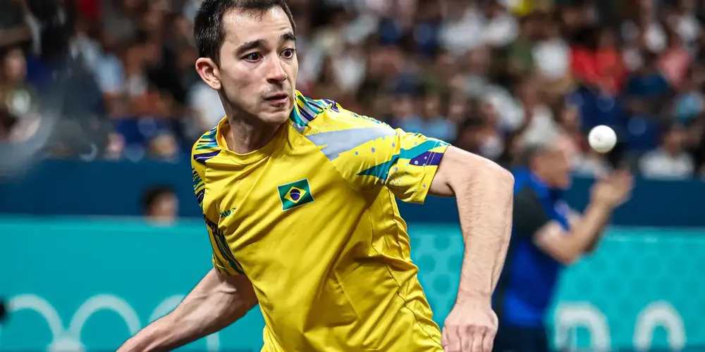 Hugo vai em busca de uma vaga nas quartas de final