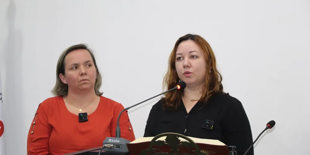 O projeto, conforme as representantes da Secretaria, é crucial para garantir o recebimento de recursos do Fundeb