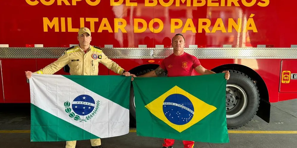 Paraná tem participações inéditas no Mundial de Salvamento Aquático, na Austrália. Na foto, o major Fabrício Frazatto dos Santos e o subtenente Flávio Roberto Blum