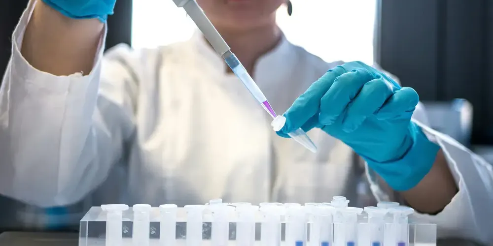 Estudo alerta para o aumento de cursos de pós em medicina