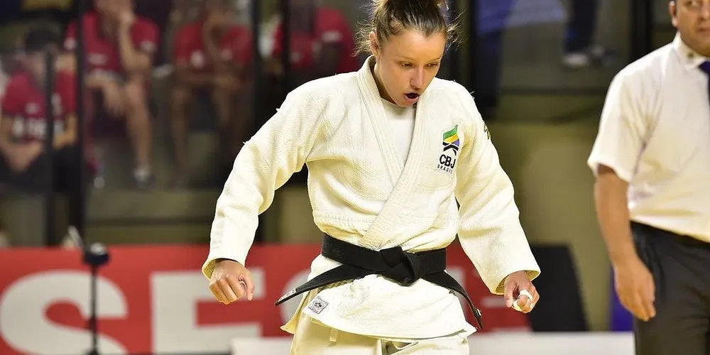 A judoca Natasha Ferreira será a primeira paranaense a estrear nos Jogos de Paris