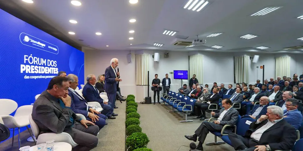 Em Fórum da Ocepar, Piana destaca força do cooperativismo