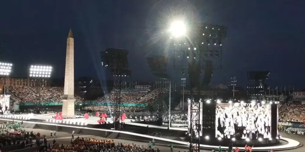 O evento foi realizado pela primeira vez na história fora de um estádio