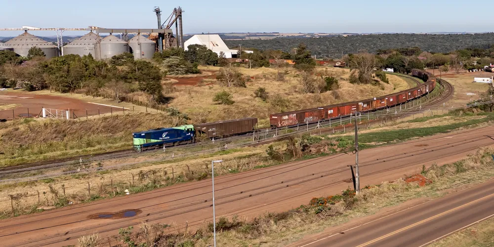 A empresa administra o trecho de 248 quilômetros entre Guarapuava e Cascavel