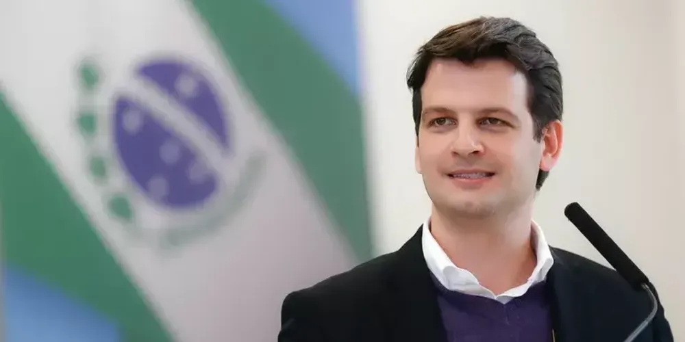 Eduardo Pimentel é o atual vice-prefeito de Curitiba