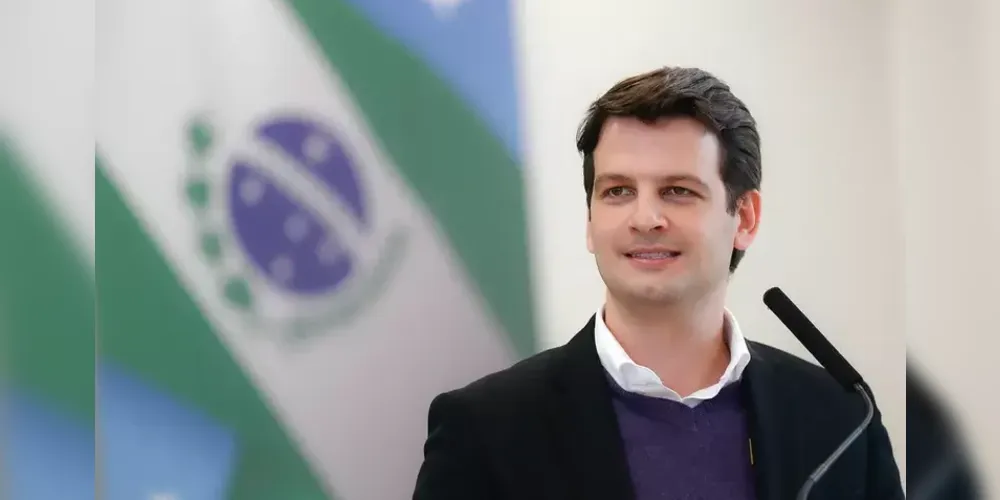 Eduardo Pimentel é o atual vice-prefeito de Curitiba