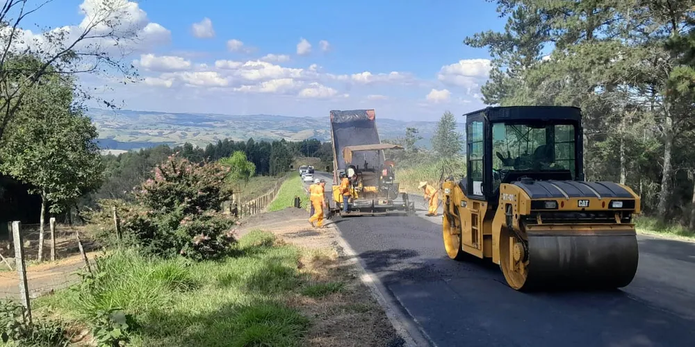 Rodovias entre Manoel Ribas, Cândido de Abreu e Reserva recebem melhorias