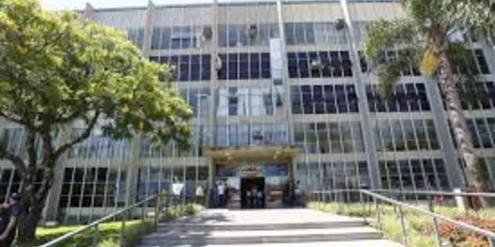 A Prefeitura informa que a maioria dos serviços já estão funcionando normalmente