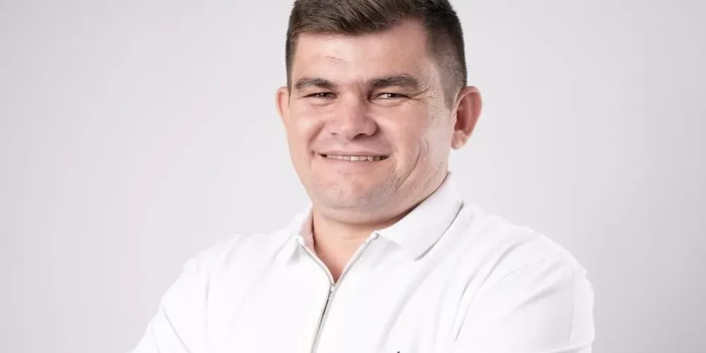 O prefeito chegou a ser socorrido, porém, ele não resistiu aos ferimentos