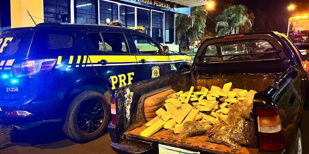 PRF apreende cerca de 100 quilos de maconha em Teixeira Soares