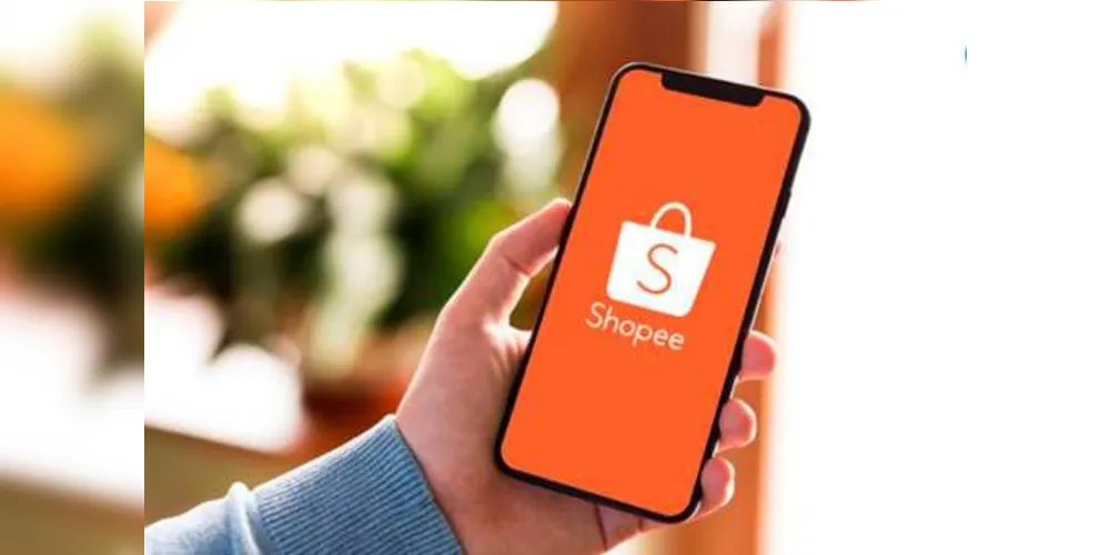 A Shopee é um marketplace que conecta vendedores e consumidores em uma experiência de compra fácil, segura e divertida