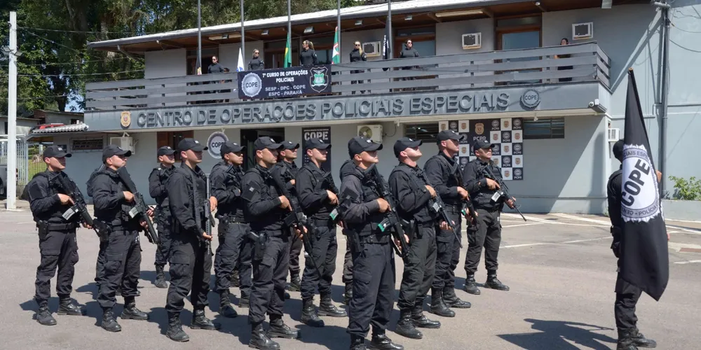 Eles concluíram o 7º Curso de Operações Policiais do Copel