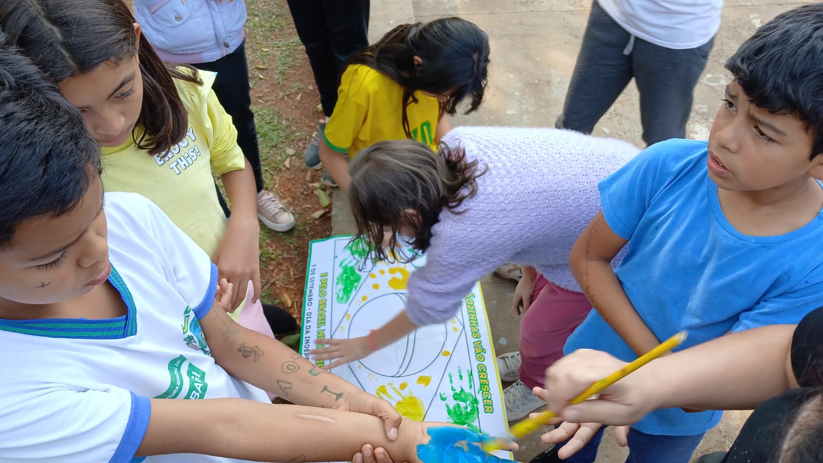 Alunos puderam protagonizar momentos de patriotismo com práticas