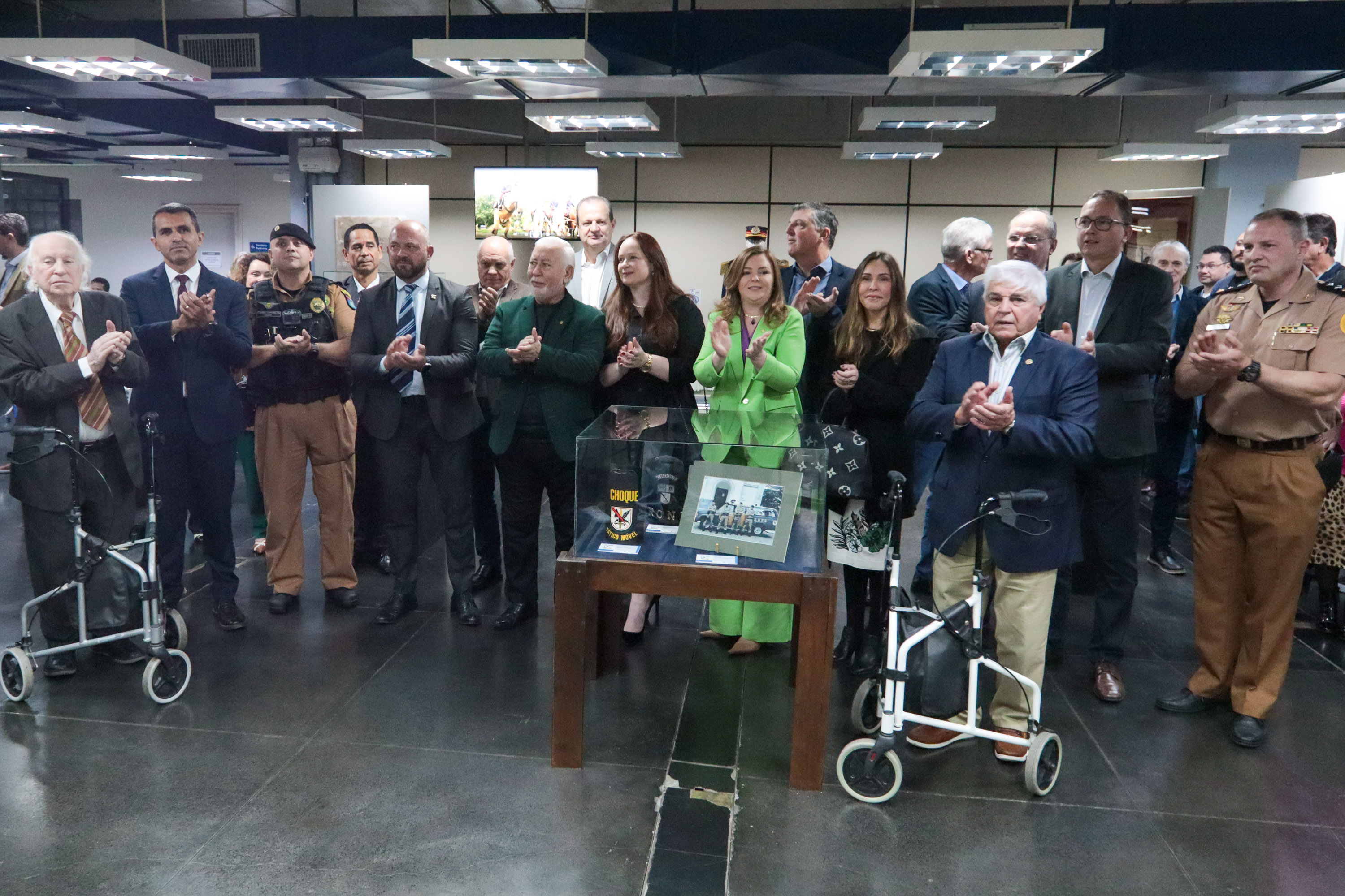 O Arquivo Público do Paraná inaugura nesta segunda-feira (29), a exposição "Raízes Paranaenses – Celebrando os 170 anos da Polícia Militar".