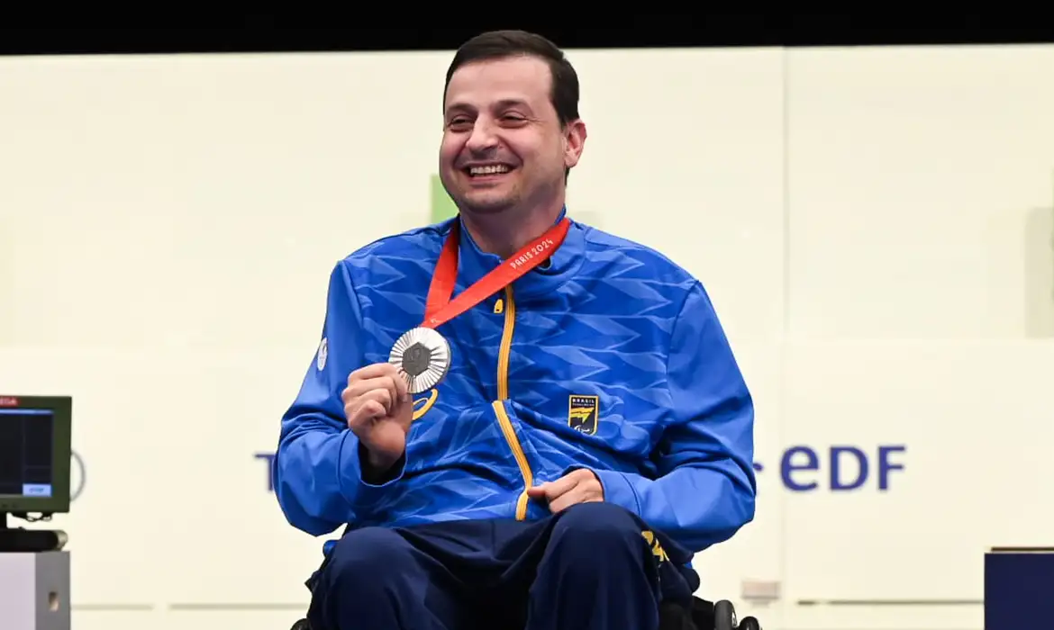 Alexandre Galgani conquistou a medalha de prata neste domingo (1º)